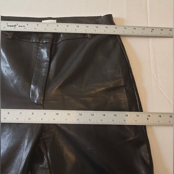 Aritzia Wilfred Cabaret Faux Leather Flare Pants Size 6 - Picture 8 of 11
